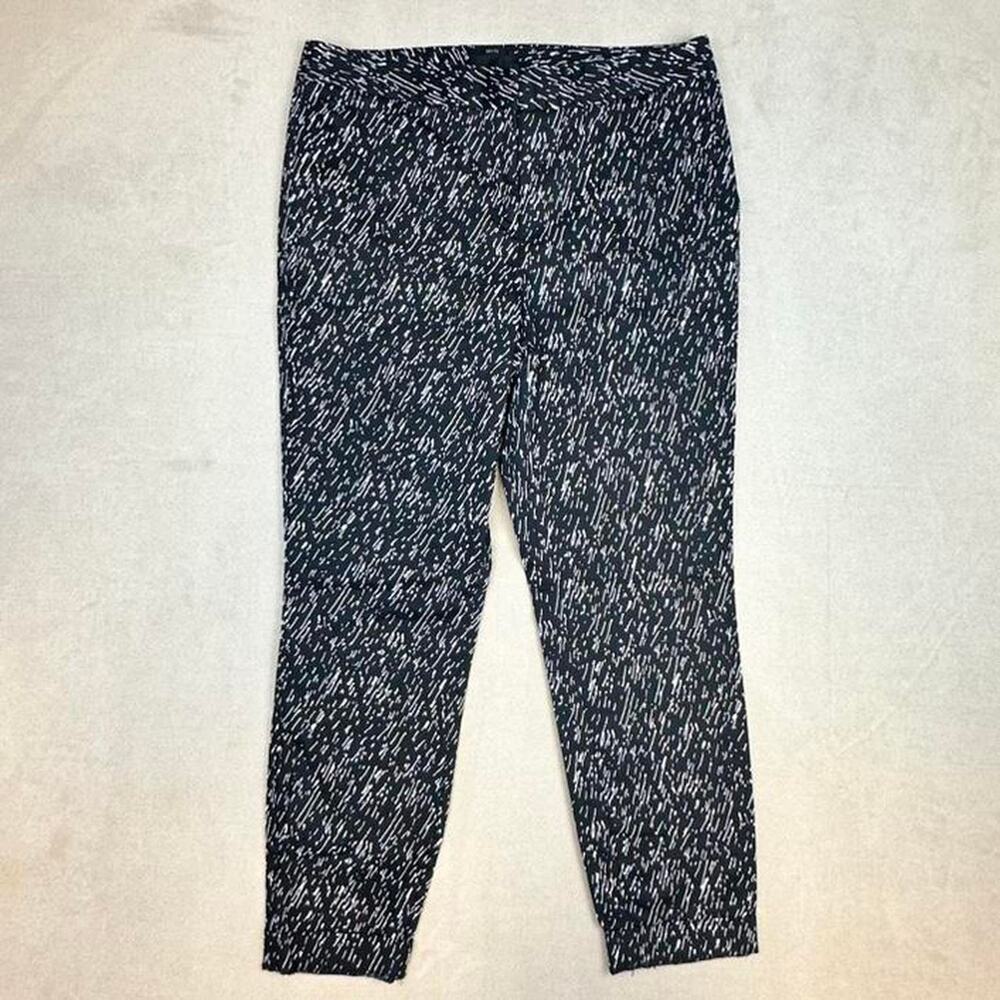 Attention women’s Slim Fit Black and White Patterned Pants size8 sku122-LRS